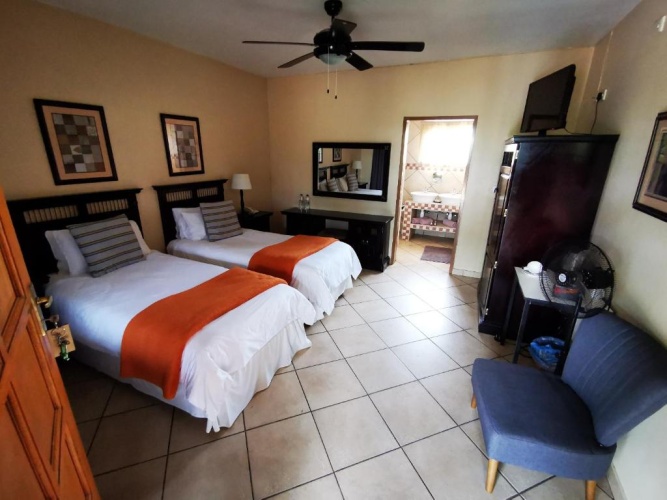 Standard Single room