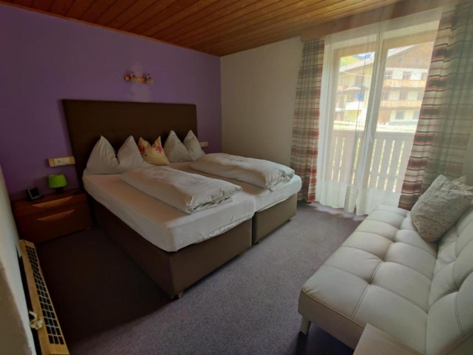 Standard Single room with balcony