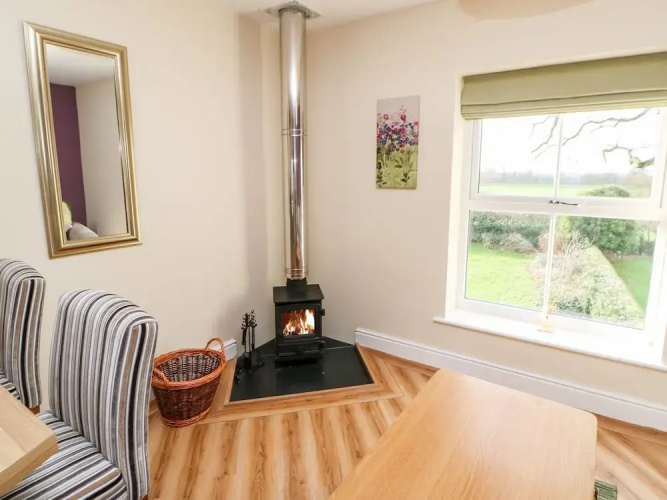 Tight Lyne Cottage