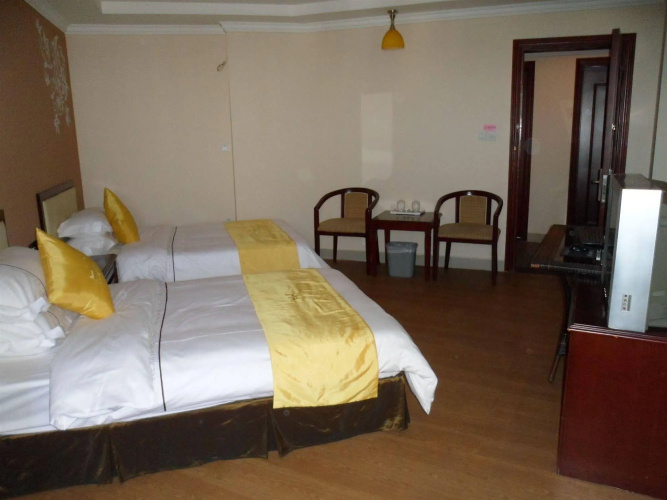 Yuejia Business Hotel