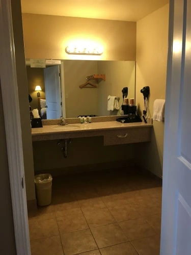 Standard Double Suite