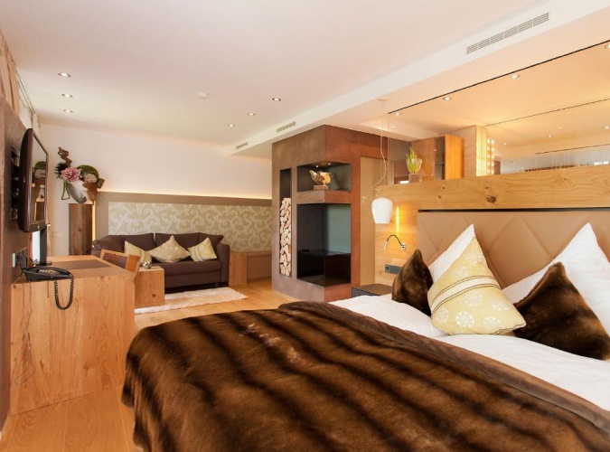 Deluxe Double room with balcony and with sea view
