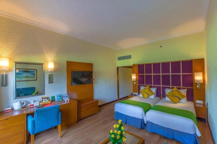 Standard room with balcony and with garden view