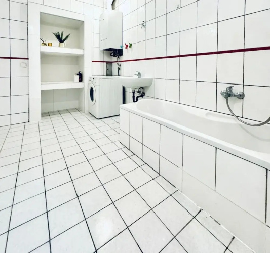 Comfortable 5BR Stay Near Westbahnhof