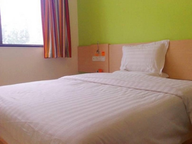 1 Bedroom Standard Twin room