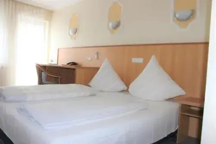 Hotel America