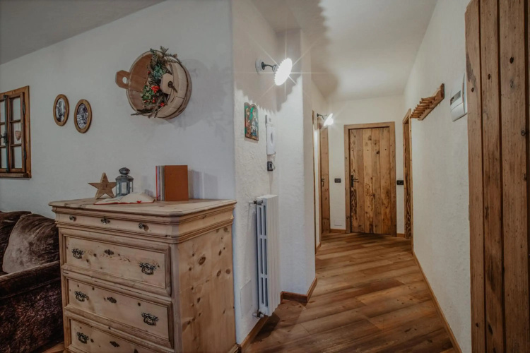 Pradella Apartments