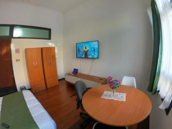 Deluxe Single room