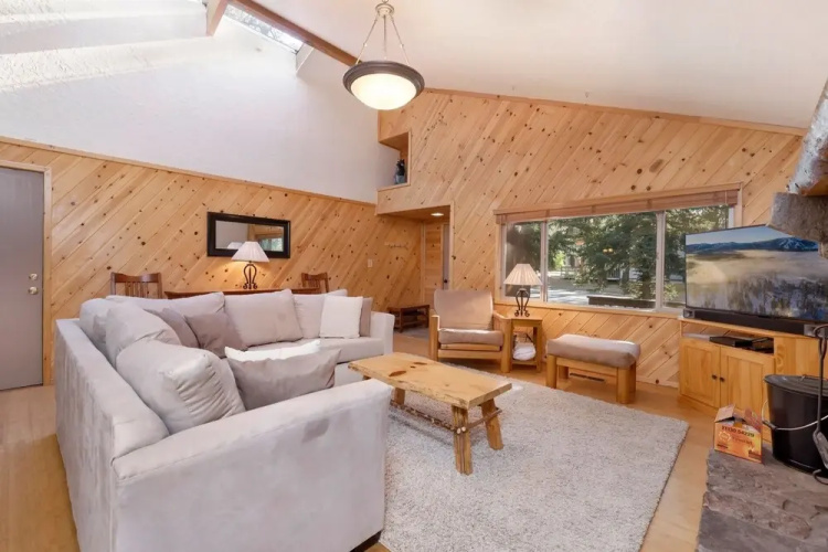 2049-summit Watch 3 Bedroom Home by RedAwning