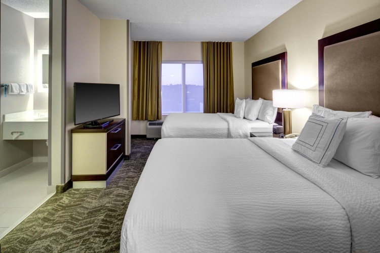 Quadruple Suite