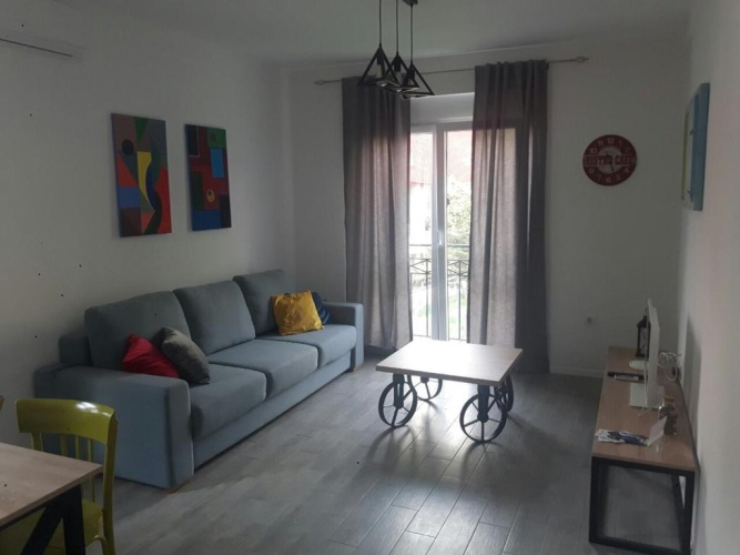Apartment with garden view