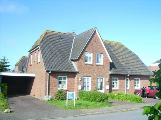 2 Bedrooms Cottage