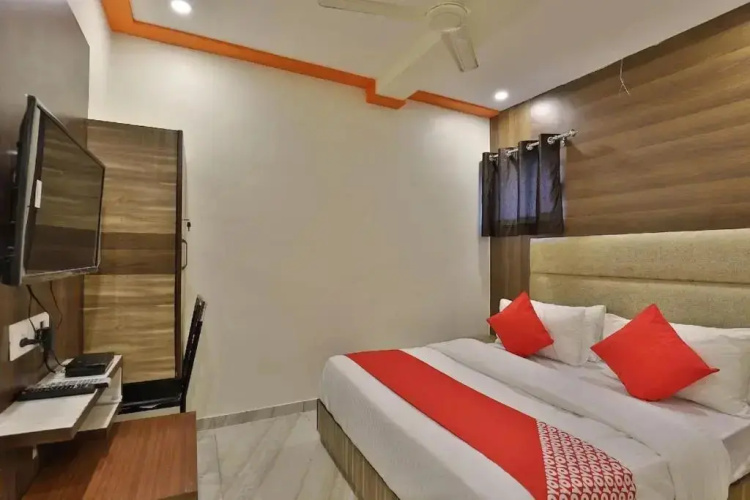 Hotel Shiv Villa by OYO