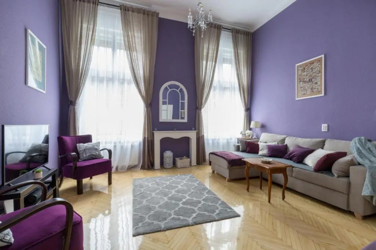 Eclectic Luxury & Spacious 2BR AC Apt in Center