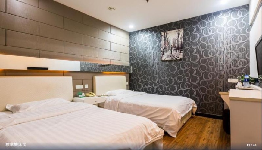 Standard Twin room