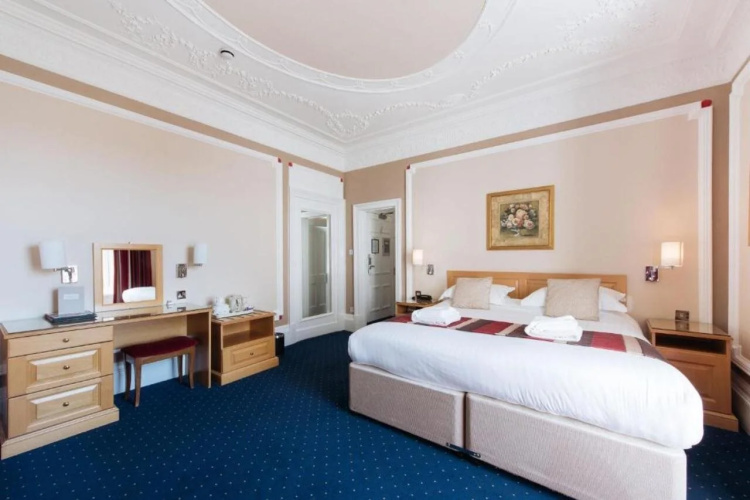 The Palace Hotel & Spa