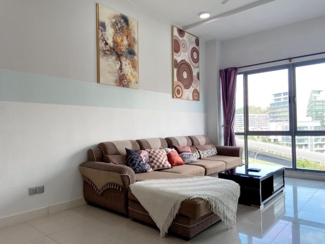 2 Bedrooms Apartment