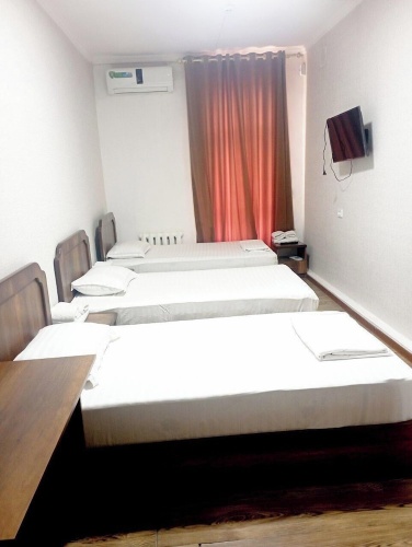 Economy Triple room with balcony