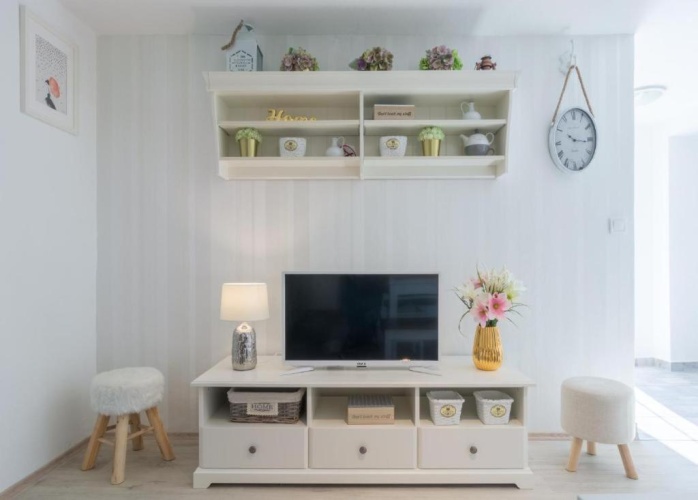 3 Bedrooms Apartment