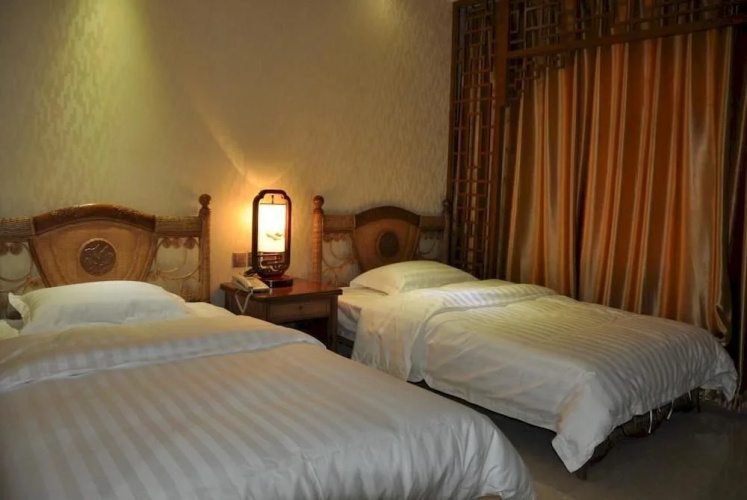 Lingshi Villas
