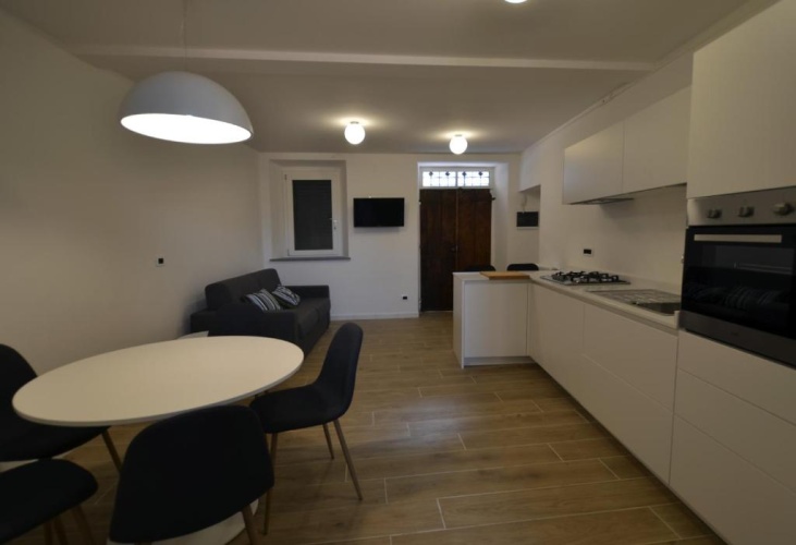 2 Bedrooms Cottage