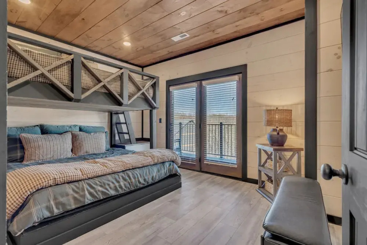 Smith Creek Resort