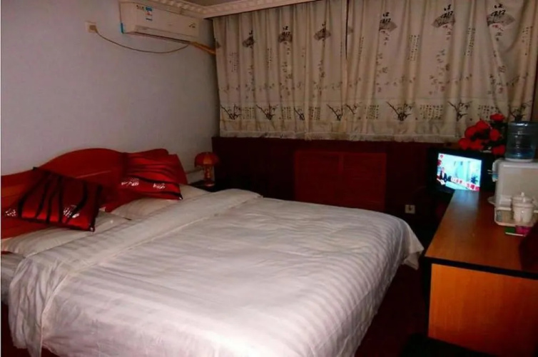 Beijing Heyue Hotel