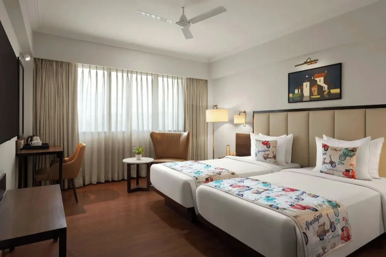 Premium Double room with city view
