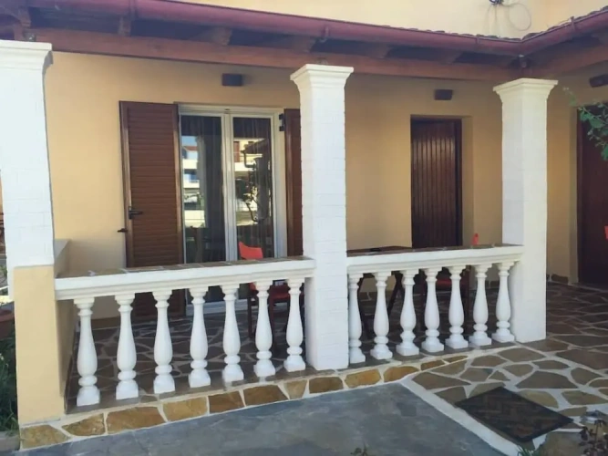 Superior Twin Studio