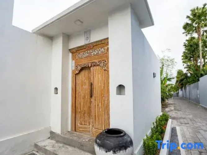 Seminyak 3BR Private Pool Villa