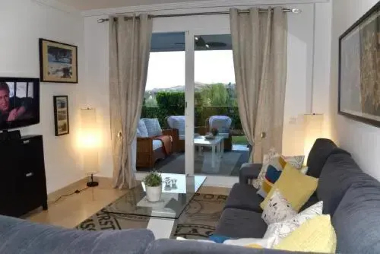 Apartment in La Mairena