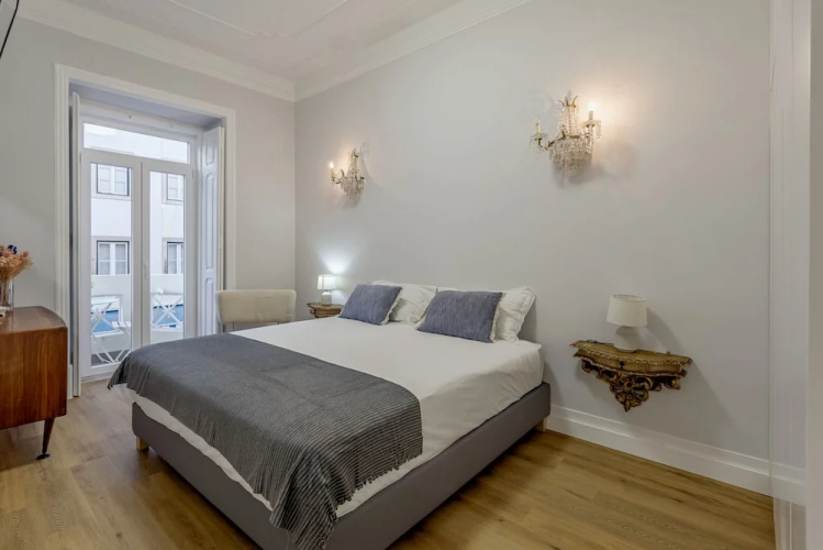 Marques DE Pombal Vintage by Homing