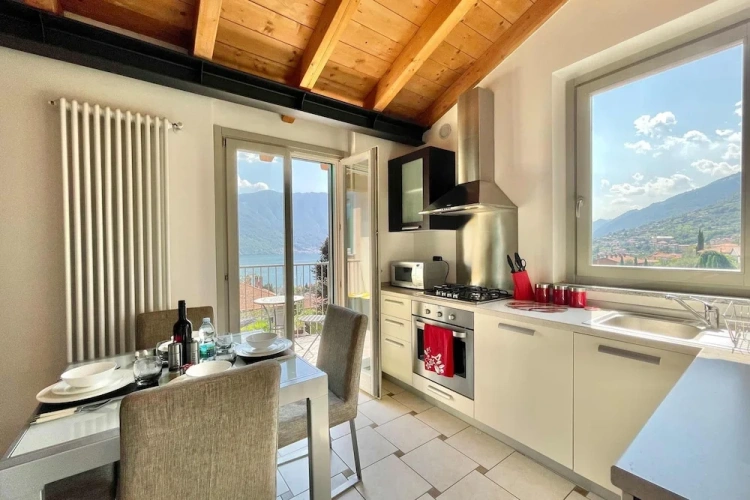 Family Attic Apartment