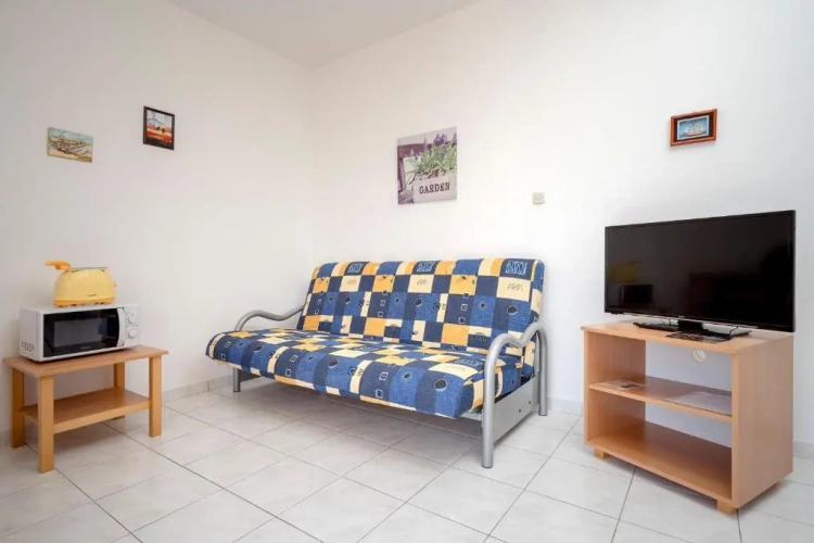 1 Bedroom Apartment with balcony