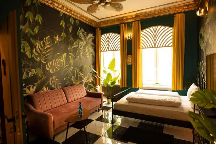 Jungle Apartments