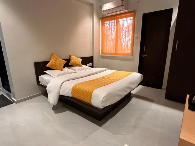 Hotel Pragati Lodge