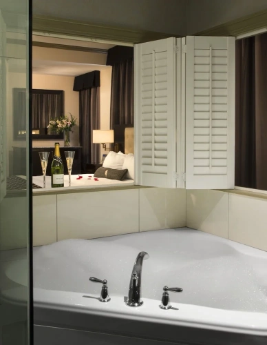 Standard Double room with city view