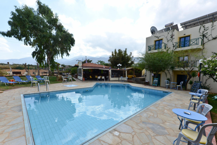 Mylos Apartments