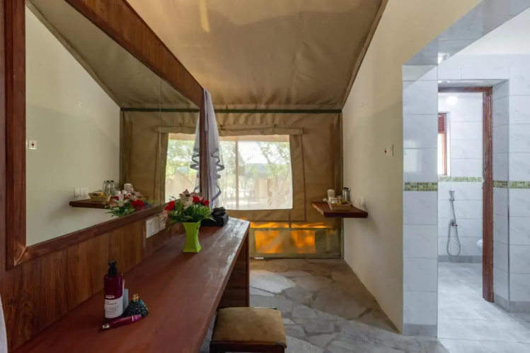 Sentrim Mara Lodge