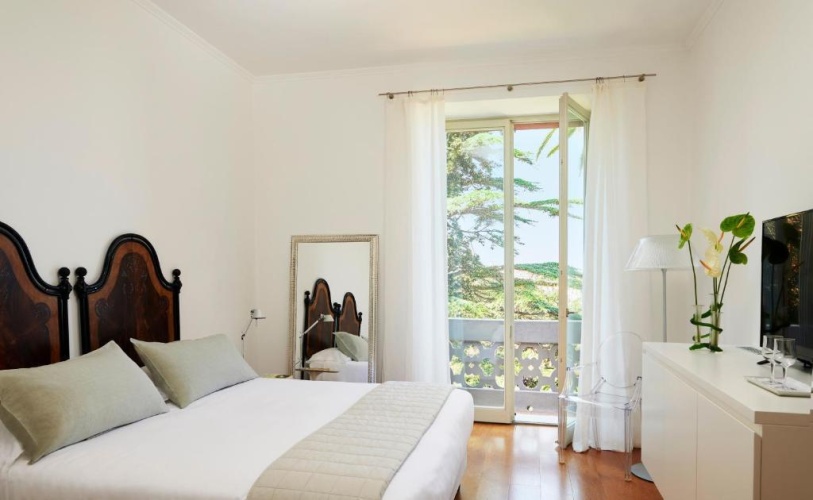 Superior Double room with view
