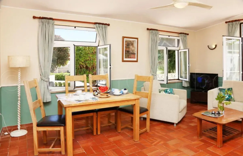 CASA BEACHCOMBER Le jardin des Arts