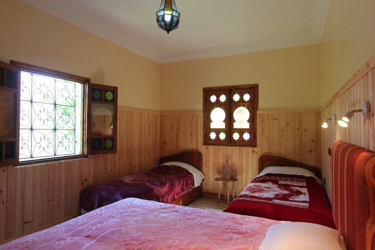Standard Triple room with balcony
