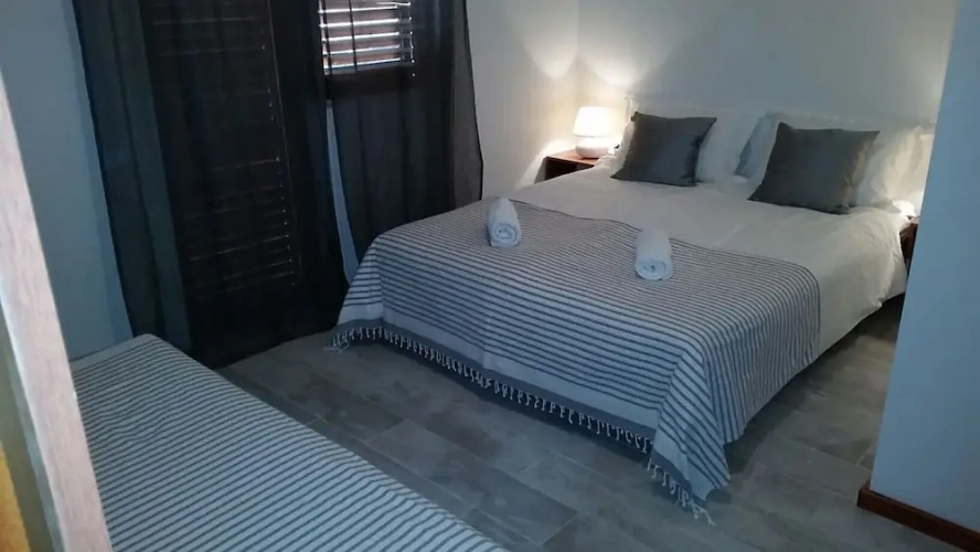 Standard Triple room with balcony