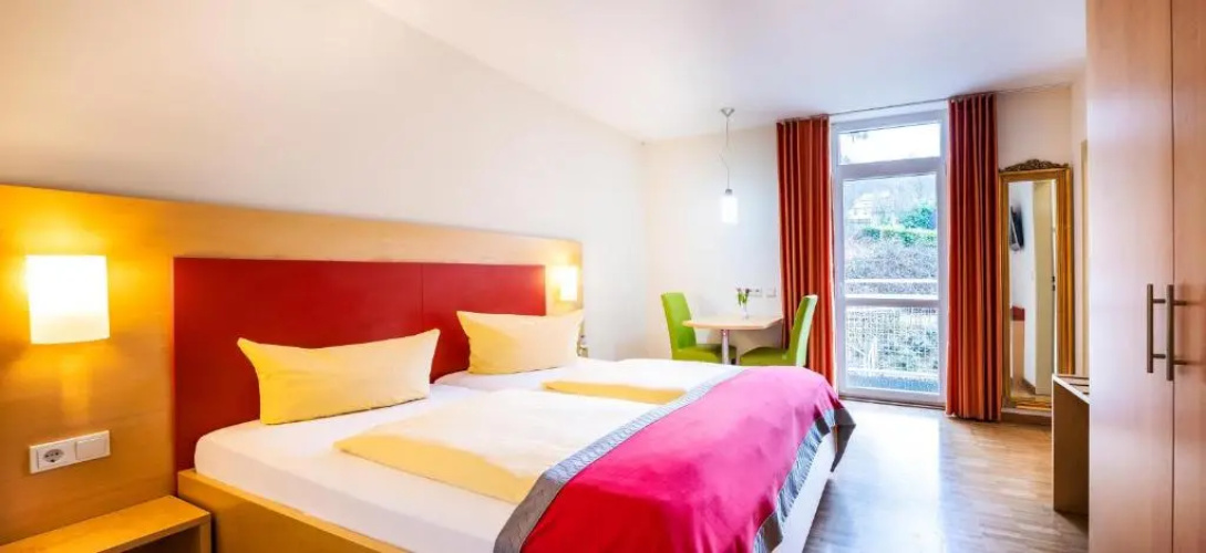 SCHROEDERS Stadtwaldhotel