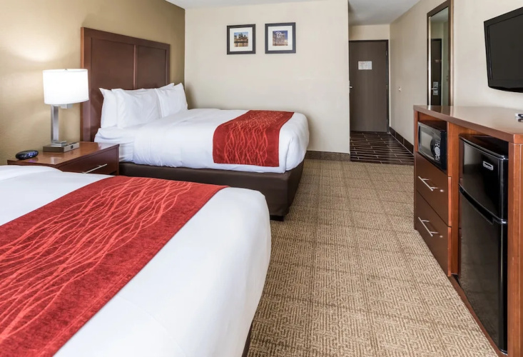 Super 8 Waukesha