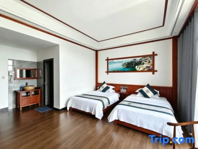 Standard Double room with river view