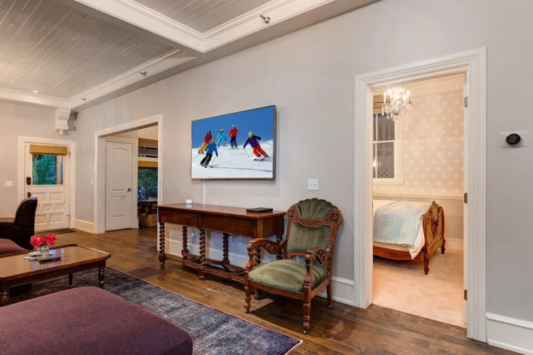 Abode at Heirloom House