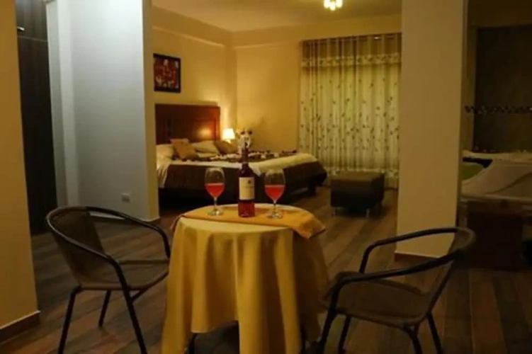 Double Suite