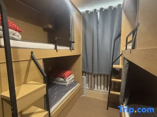 Bed in Dorm (male dorm)