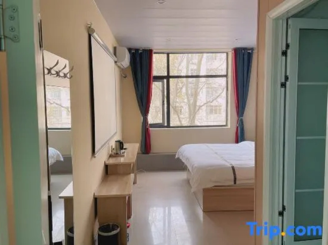 Zhouyang Hotel